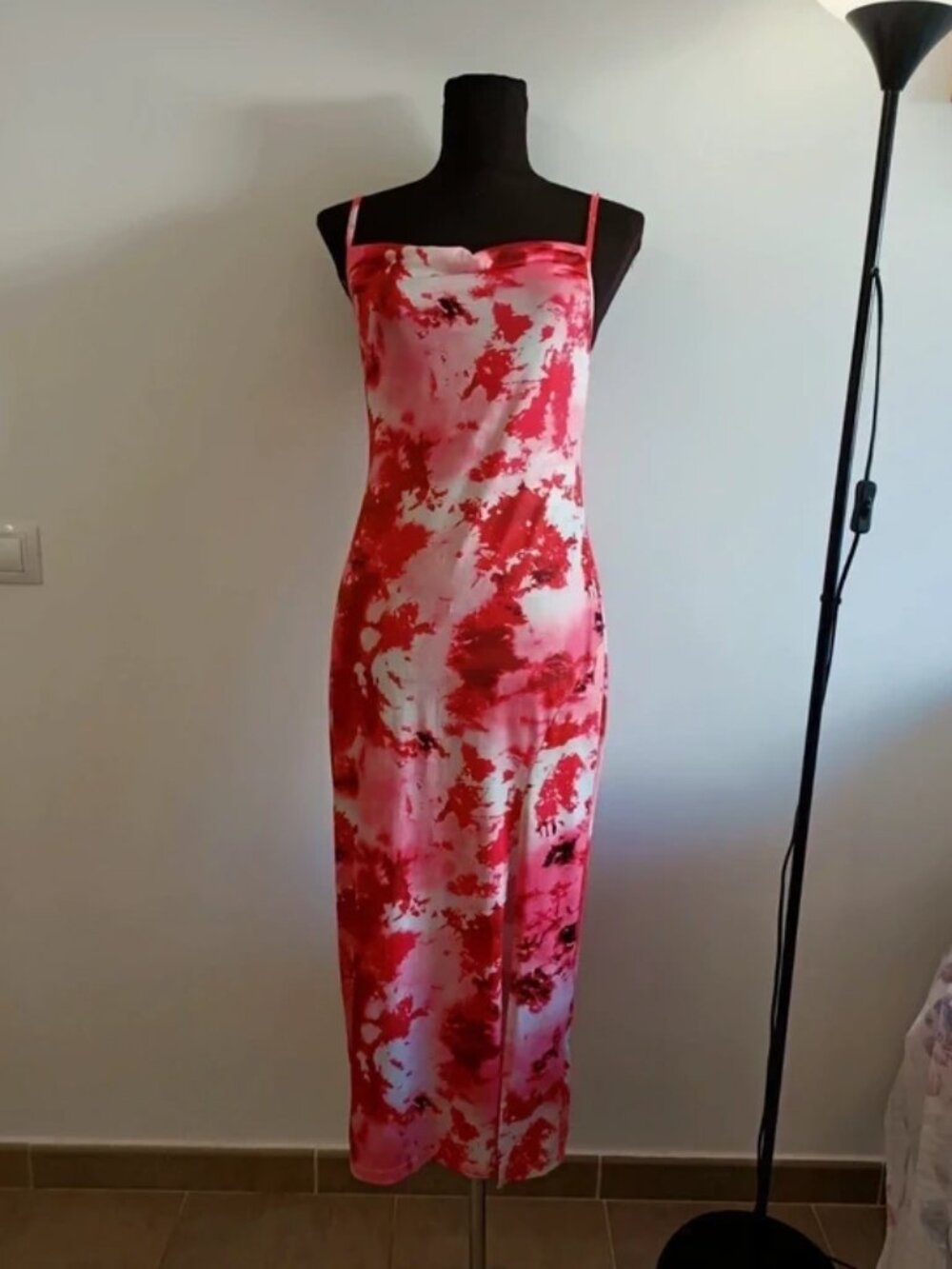 Divine long dress size m
